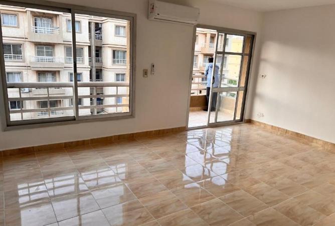 8379201 - Property Image 2