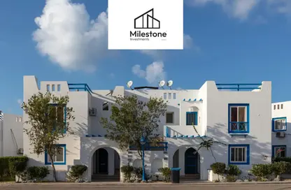 Chalet - 2 Bedrooms - 2 Bathrooms for sale in Mountain View - Ras Al Hekma - North Coast