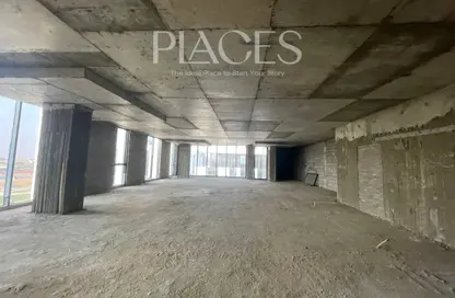 Office Space - Studio - 3 Bathrooms for rent in Hyde Park - 5th Settlement Compounds - The 5th Settlement - New Cairo City - Cairo