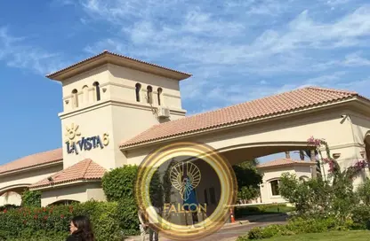 Chalet - 3 Bedrooms - 2 Bathrooms for sale in La Vista 6 - La Vista - Al Ain Al Sokhna - Suez