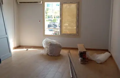 Apartment - 2 Bedrooms - 1 Bathroom for rent in El Rehab Extension - Al Rehab - New Cairo City - Cairo