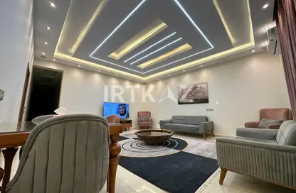 Apartment - 3 Bedrooms - 3 Bathrooms for sale in Orouba Axis - Area A - Ganoob El Acadimia - New Cairo City - Cairo