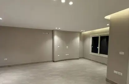 Apartment - 2 Bedrooms - 2 Bathrooms for rent in El Rehab Extension - Al Rehab - New Cairo City - Cairo