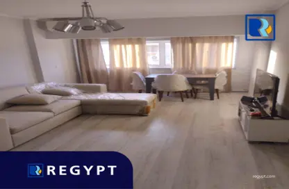 Apartment - 2 Bedrooms - 1 Bathroom for rent in Street 222 - Degla - Hay El Maadi - Cairo