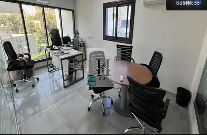 Office Space - Studio - 3 Bathrooms for rent in Zahraa Al Maadi St. - Degla - Hay El Maadi - Cairo
