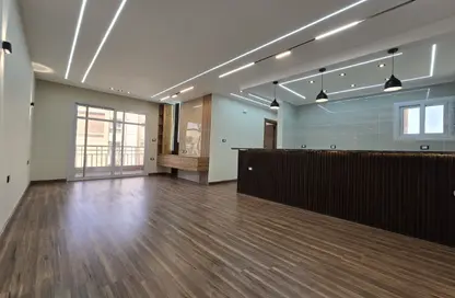 Apartment - 2 Bedrooms - 2 Bathrooms for sale in Madinaty - Cairo