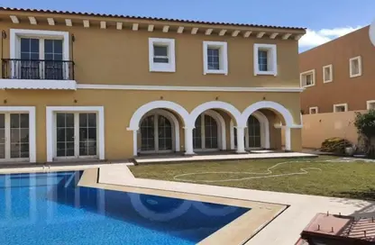 Villa - 4 Bedrooms - 5 Bathrooms for sale in Sun Capital - Fayoum Desert road - 6 October City - Giza