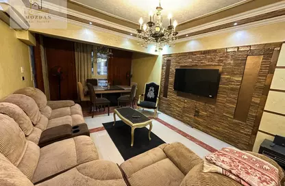Apartment - 3 Bedrooms - 2 Bathrooms for rent in 10th Sector - Zahraa El Maadi - Hay El Maadi - Cairo