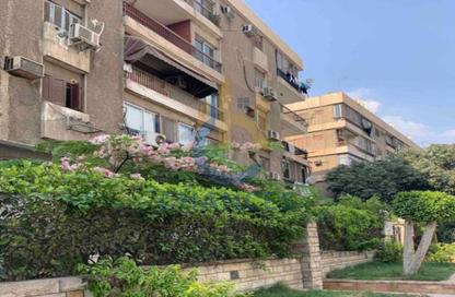 Apartment - 2 Bedrooms - 1 Bathroom for sale in Street 100 - Maadi - Hay El Maadi - Cairo