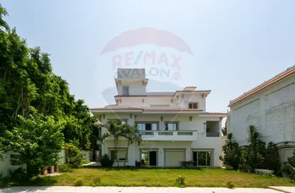 Villa - 7+ Bedrooms - 7+ Bathrooms for sale in King Mariout - Hay Al Amereyah - Alexandria