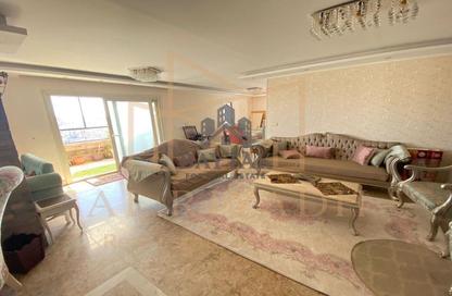 Apartment - 3 Bedrooms - 2 Bathrooms for sale in Saba Basha - Hay Sharq - Alexandria