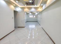 شقة - 3 غرف نوم - 2 حمامات for للايجار in شارع لاجيتيه - الإبراهيمية - حي وسط - الاسكندرية