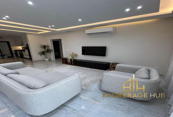 8263656 - Property Image 2