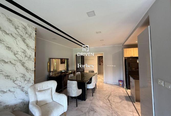 8010925 - Property Image 2
