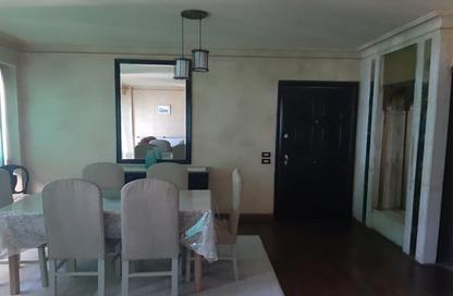 Apartment - 3 Bedrooms - 2 Bathrooms for rent in Zahraa Madinet Nasr School St. - 10th District - Nasr City - Cairo