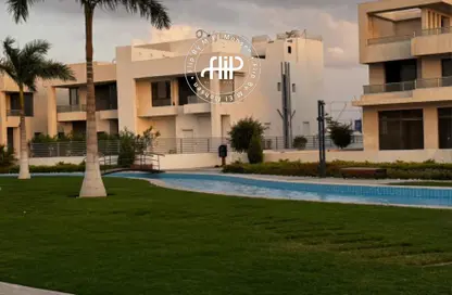 Townhouse - 3 Bedrooms - 5 Bathrooms for sale in Lake West - Sheikh Zayed Compounds - Sheikh Zayed City - Giza