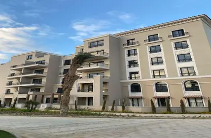 Townhouse - 3 Bedrooms - 3 Bathrooms for sale in Village West - Sheikh Zayed Compounds - Sheikh Zayed City - Giza