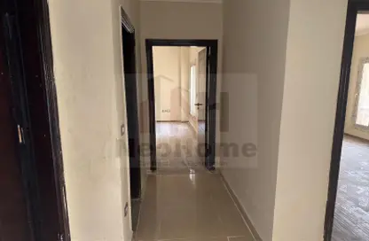 شقة - 3 غرف نوم - 3 حمامات للبيع في مدينة وصال - كمبوندات الشروق - مدينة الشروق - القاهرة