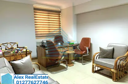 Office Space - Studio - 1 Bathroom for rent in Smouha Square - Smouha - Hay Sharq - Alexandria