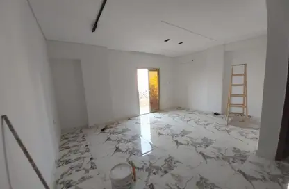 شقة - 3 غرف نوم - 2 حمامات للبيع في حى اسكان الجامعه الامريكية - كمبوندات التجمع الخامس - التجمع الخامس - مدينة القاهرة الجديدة - القاهرة