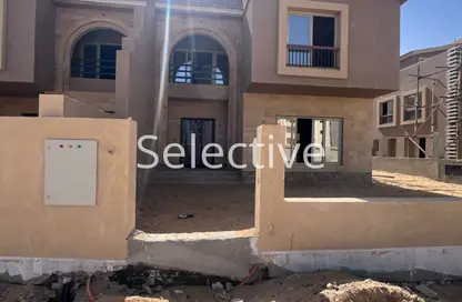 تاون هاوس - 4 غرف نوم - 4 حمامات للبيع في معادى فيو - كمبوندات الشروق - مدينة الشروق - القاهرة