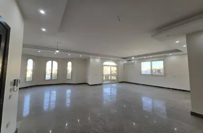 شقة - 3 غرف نوم - 3 حمامات للايجار في امتداد غرب جولف - كمبوندات القطامية - القطامية - مدينة القاهرة الجديدة - القاهرة