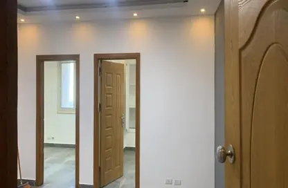 Office Space - Studio - 1 Bathroom for rent in Beverly Hills Road - 17th District - Sheikh Zayed City - Giza