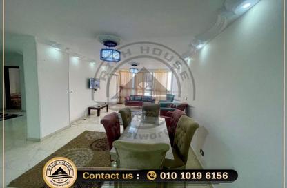 Apartment - 3 Bedrooms - 2 Bathrooms for rent in Nady Smouha Al Riyadi St. - Smouha - Hay Sharq - Alexandria