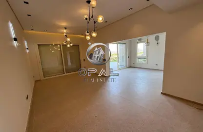 فيلا - 5 غرف نوم - 5 حمامات للايجار في نيو جيزة - طريق مصر اسكندرية الصحراوي - مدينة 6 أكتوبر - الجيزة