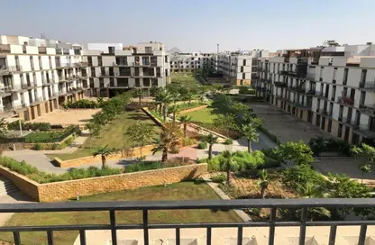 شقة - 3 غرف نوم - 3 حمامات للايجار في ذا كورت ياردز - كمبوندات الشيخ زايد - الشيخ زايد - الجيزة