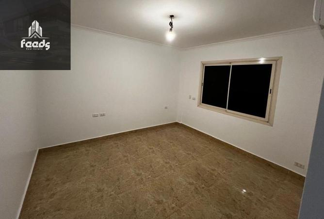 8345422 - Property Image 2