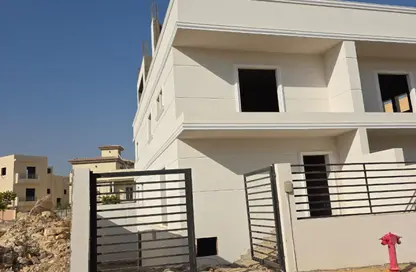 Twin House - 4 Bedrooms - 4 Bathrooms for sale in Palm Villa - Al Wahat Road - 6 October City - Giza