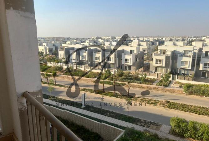 8242211 - Property Image 3