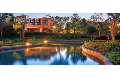 فيلا - 5 غرف نوم - 6 حمامات للبيع في سوان ليك قطامية - التجمع الاول - مدينة القاهرة الجديدة - القاهرة