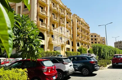 Duplex - 4 Bedrooms - 3 Bathrooms for sale in Mohamed Naguib Axis - Abou El Houl - New Cairo City - Cairo