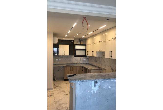 8043005 - Property Image 2