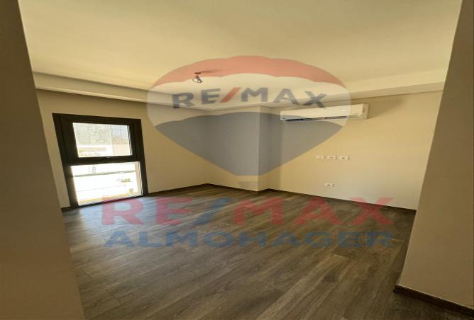 8262818 - Property Image 3