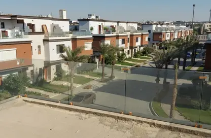 Townhouse - 4 Bedrooms - 4 Bathrooms for sale in Azzar - 5th Settlement Compounds - The 5th Settlement - New Cairo City - Cairo