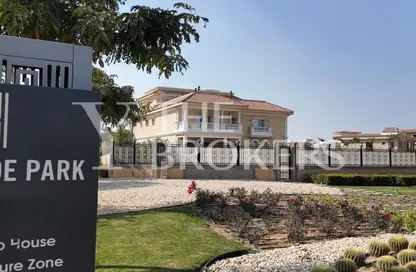 Twin House - 3 Bedrooms - 4 Bathrooms for sale in Mountain View Hyde Park - 5th Settlement Compounds - The 5th Settlement - New Cairo City - Cairo