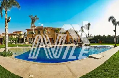 Villa - 5 Bedrooms - 7 Bathrooms for sale in Royal Maxim - 5th Settlement Compounds - The 5th Settlement - New Cairo City - Cairo
