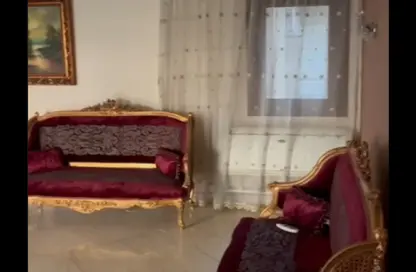 Apartment - 3 Bedrooms - 4 Bathrooms for sale in Hossam Al Deen Bassiouny St. - 10th Zone - Nasr City - Cairo