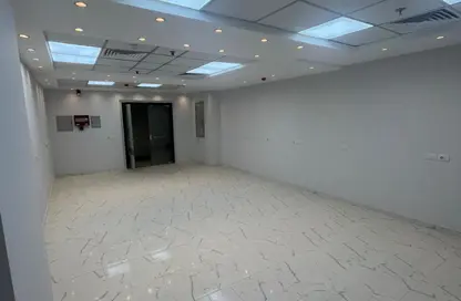 Office Space - Studio - 1 Bathroom for rent in Hyde Park - 5th Settlement Compounds - The 5th Settlement - New Cairo City - Cairo