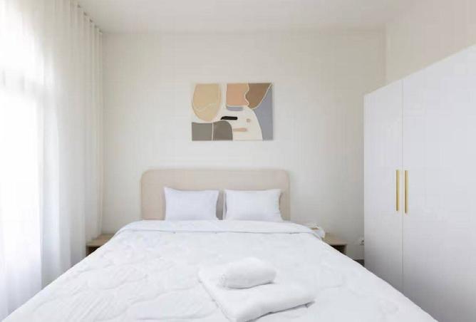 8301030 - Property Main Image