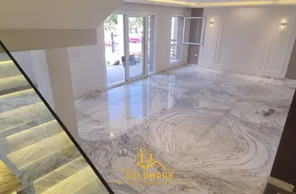 دوبلكس - 3 غرف نوم - 3 حمامات للايجار في جاردن ريزدنس - مدينة القاهرة الجديدة - القاهرة