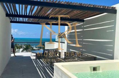 Chalet - 2 Bedrooms - 2 Bathrooms for sale in Hacienda West - Ras Al Hekma - North Coast