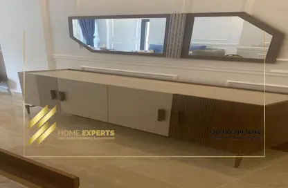 Apartment - 3 Bedrooms - 2 Bathrooms for sale in Moon Residences - Fifth Square - The 5th Settlement - New Cairo City - Cairo