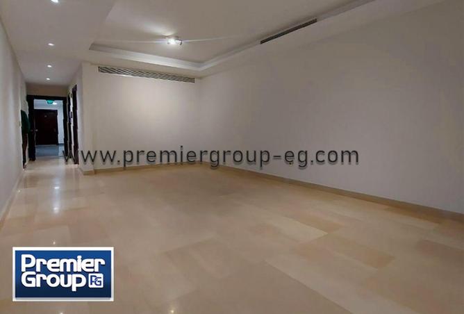 8279889 - Property Image 3