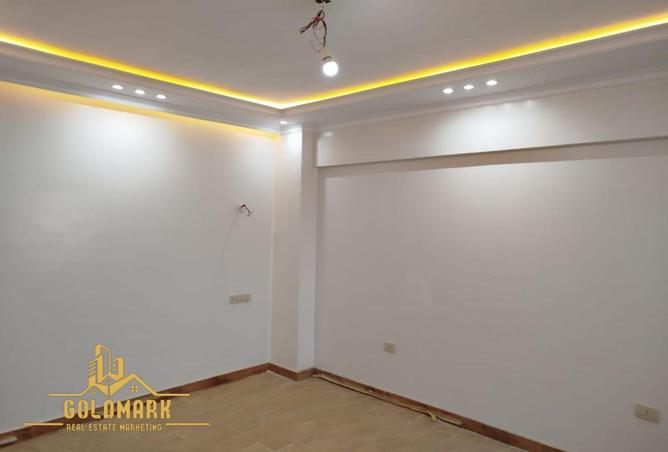 8337360 - Property Image 2