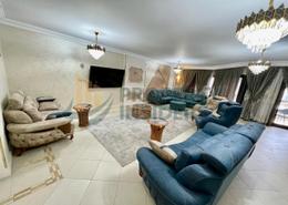 شقة - 4 غرف نوم - 3 حمامات for للايجار in شارع جزيرة العرب (المهندس حسن حلمي) - المهندسين - الجيزة