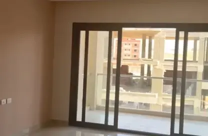 Apartment - 3 Bedrooms - 2 Bathrooms for sale in The Address East - 90 Street - The 5th Settlement - New Cairo City - Cairo